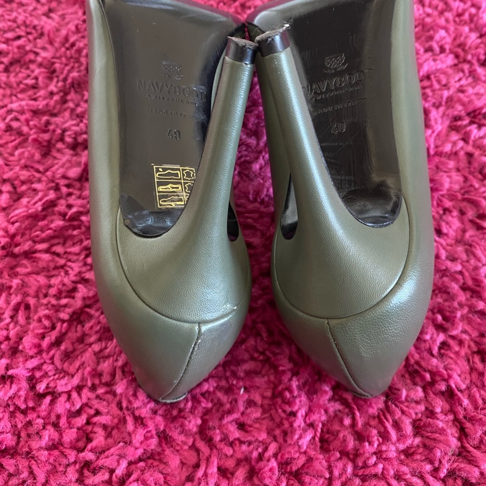 Navyboot Moss Green High Heels View 2